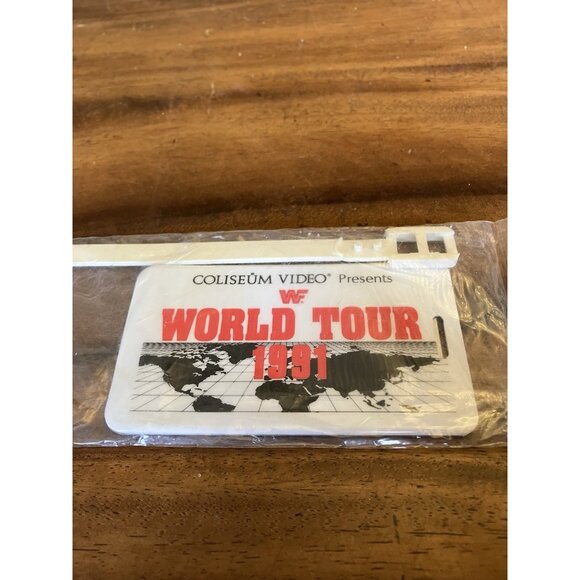 WWF Coliseum Video Luggage Tag World Tour 1991 New / Sealed - Picture 2 of 11